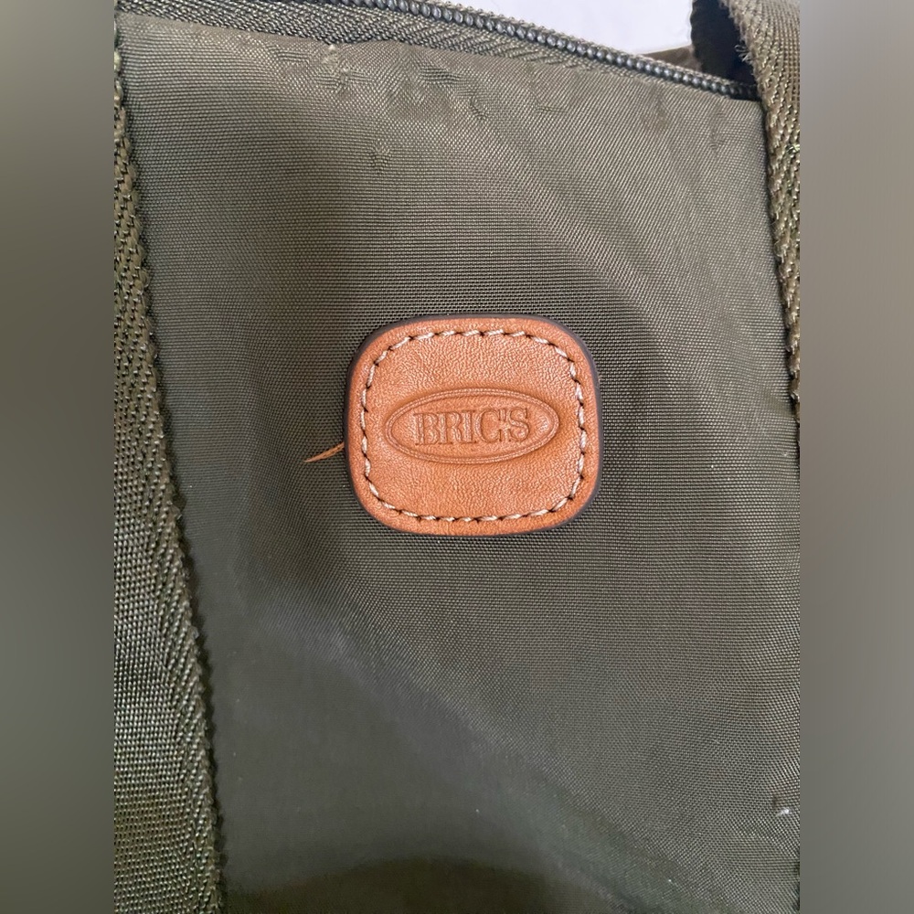 Bric Backpack - Picture 2 of 8